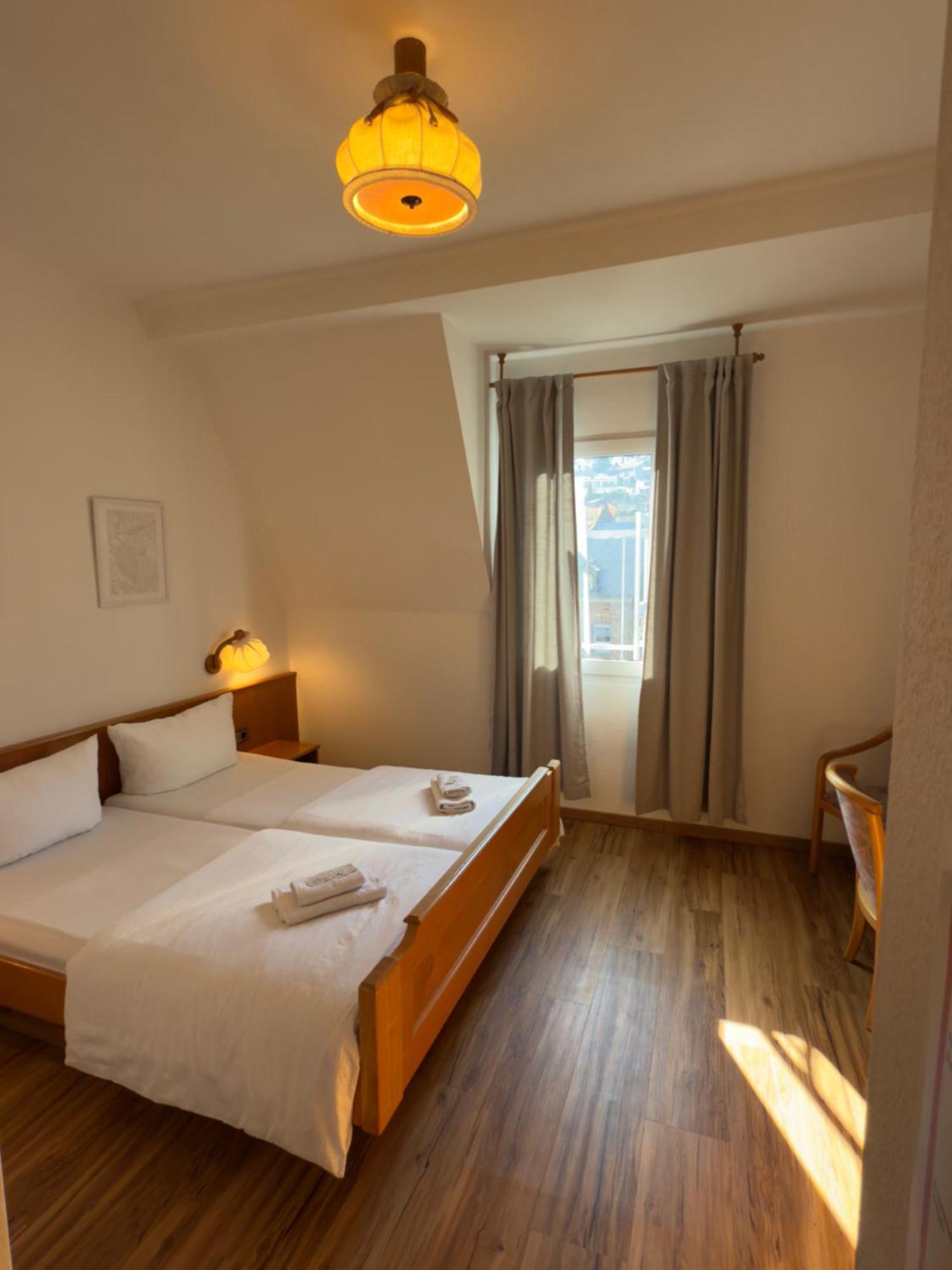 Hotel "Zur Schoenen Aussicht" Кохем Экстерьер фото